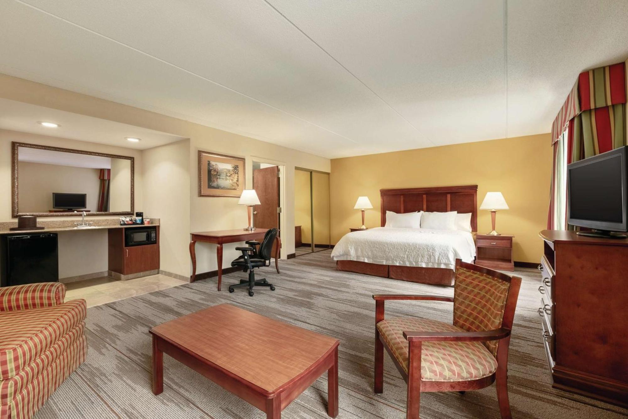 Hampton Inn & Suites Williamsburg Historic District Esterno foto